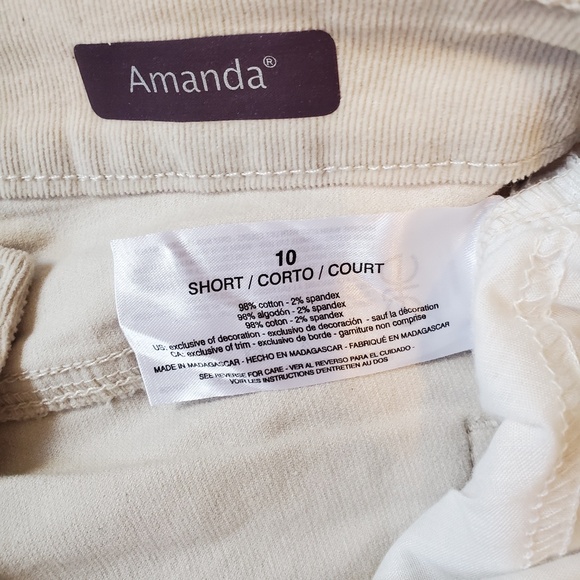 Gloria Vanderbilt Amanda Corduroy cream pants, size 10 Short, great condition - Picture 4 of 5